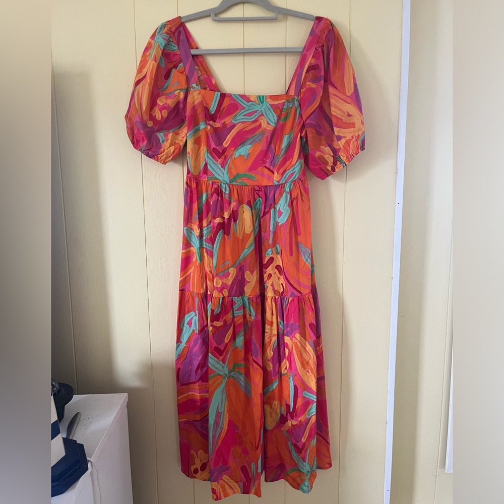Midi dress with poof sleeves